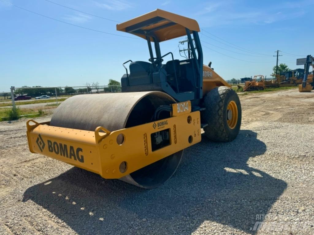 Bomag BW 211 D-40 Combinatiewalsen