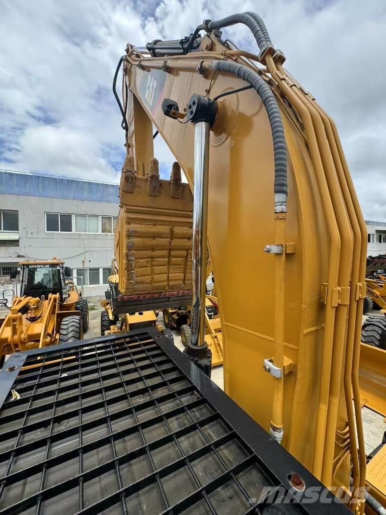 CAT 325 D L Rupsgraafmachines