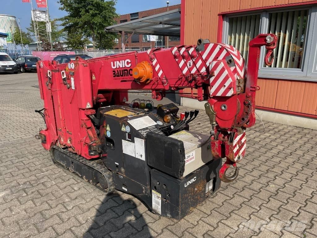 Unic URW-295 Minikranen