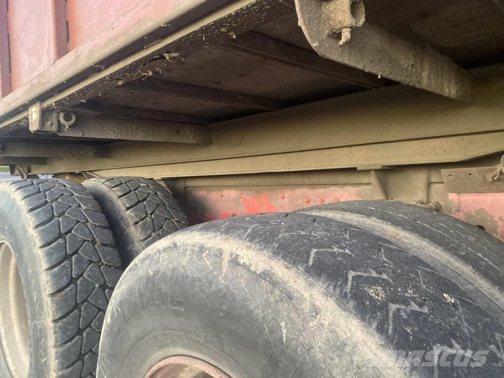 Scania vogntræk Kipperaanhangers