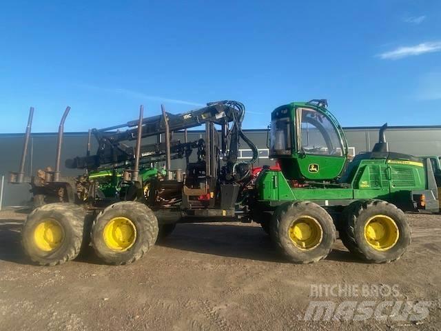 John Deere 1510 G Uitrijwagens