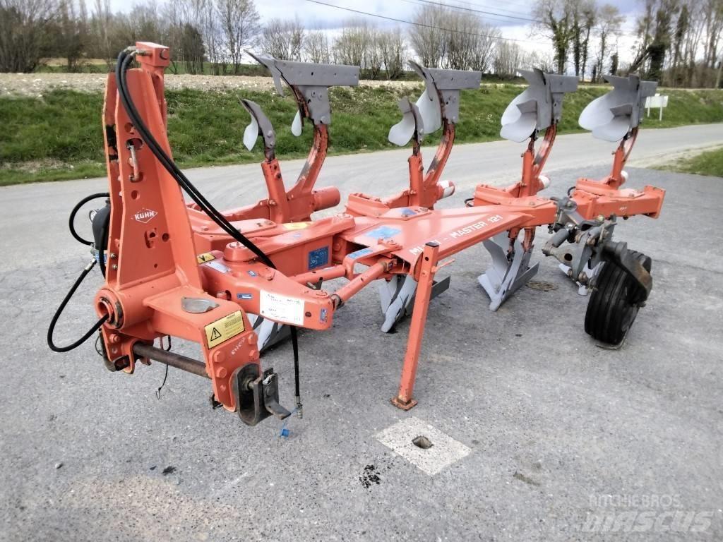 Kuhn VARIMASTER 121 Wentelploegen