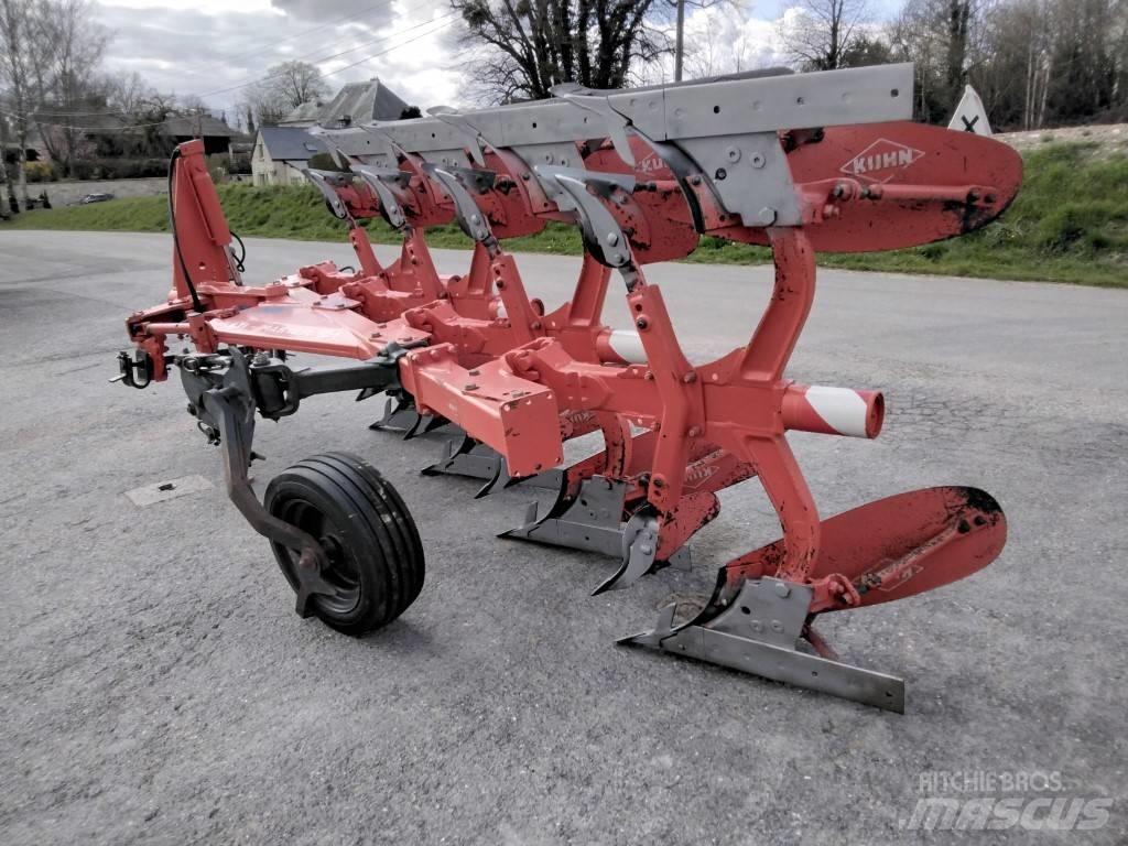 Kuhn VARIMASTER 121 Wentelploegen