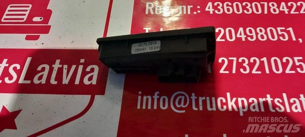 Volvo FH 12.    20752919 Cabine en interieur