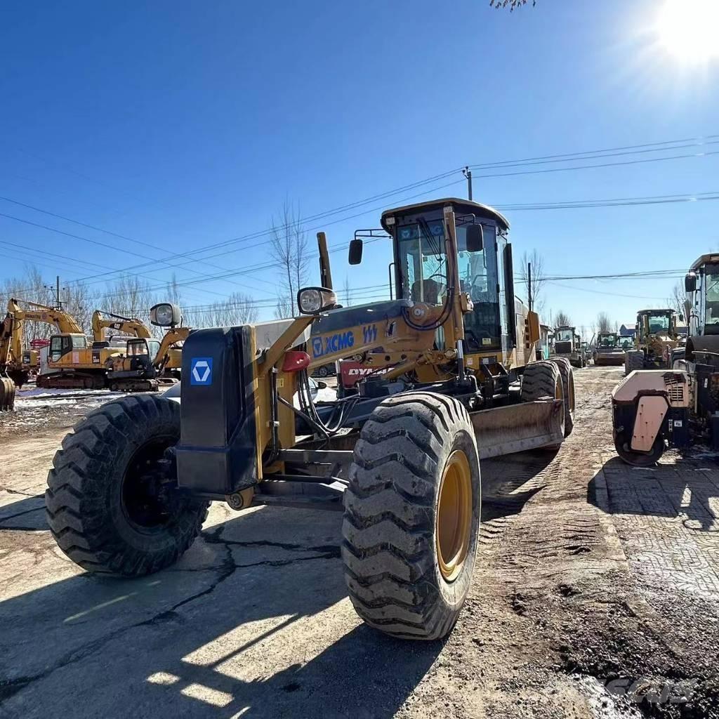 XCMG GR1805 Wieldozers