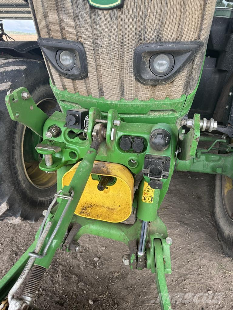 John Deere 6175R Tractoren