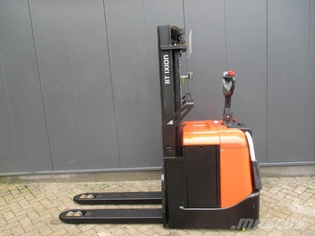 BT SPE125 Pallettruck met meerij platform