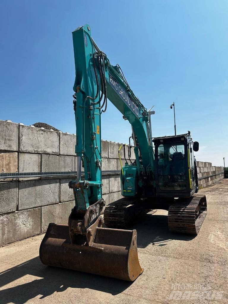 Kobelco excavators Rupsgraafmachines