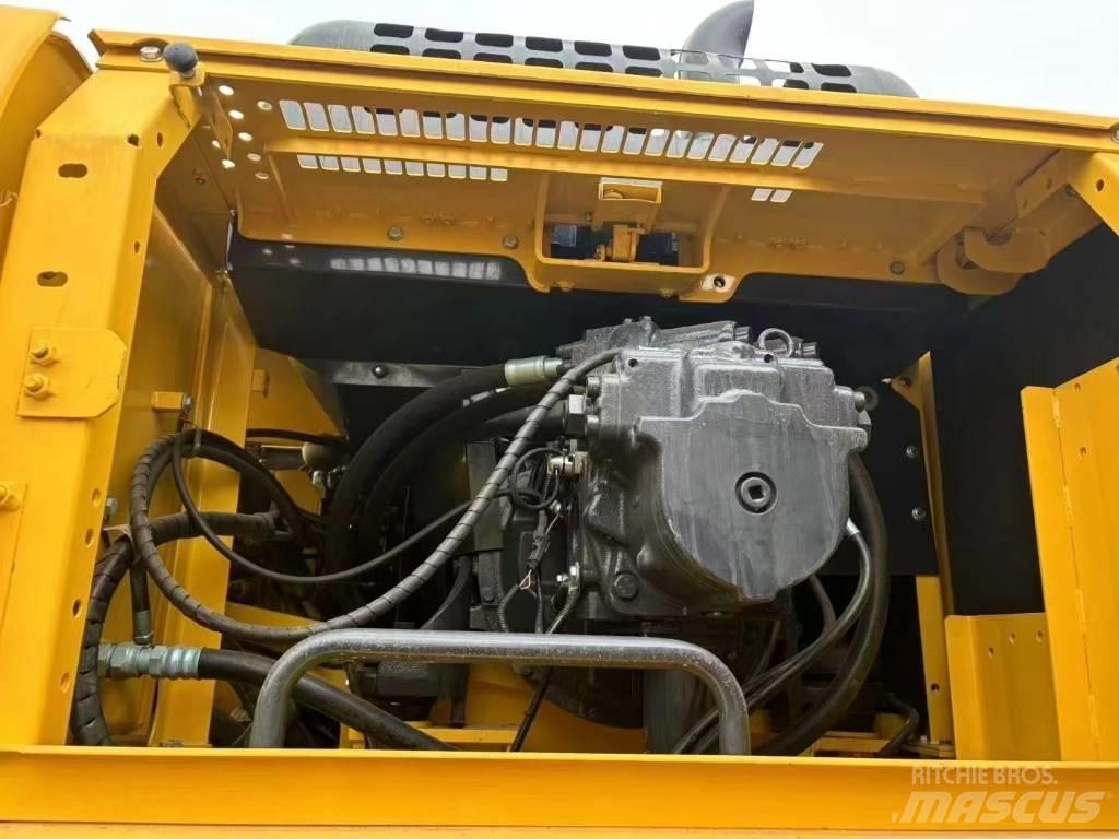 Komatsu 400-7 Rupsgraafmachines