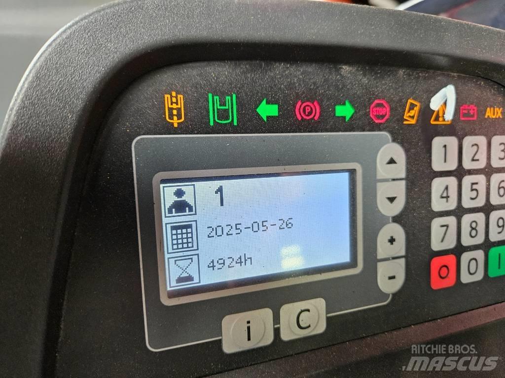 BT RR E 160 Reachtruck voor hoog niveau