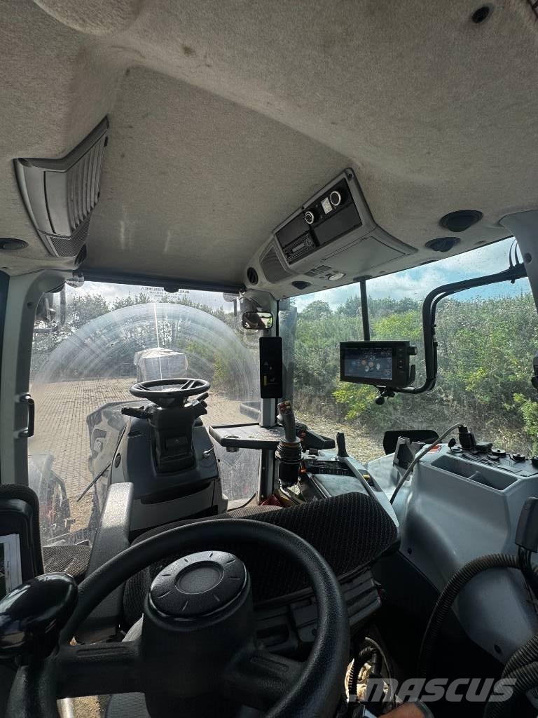 Valtra T 235 Direct Tractoren