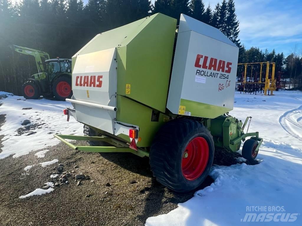 CLAAS Rollant 254 RC Ronde-balenpersen