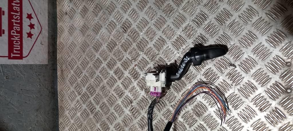 Scania R 440    1858200 Cabine en interieur