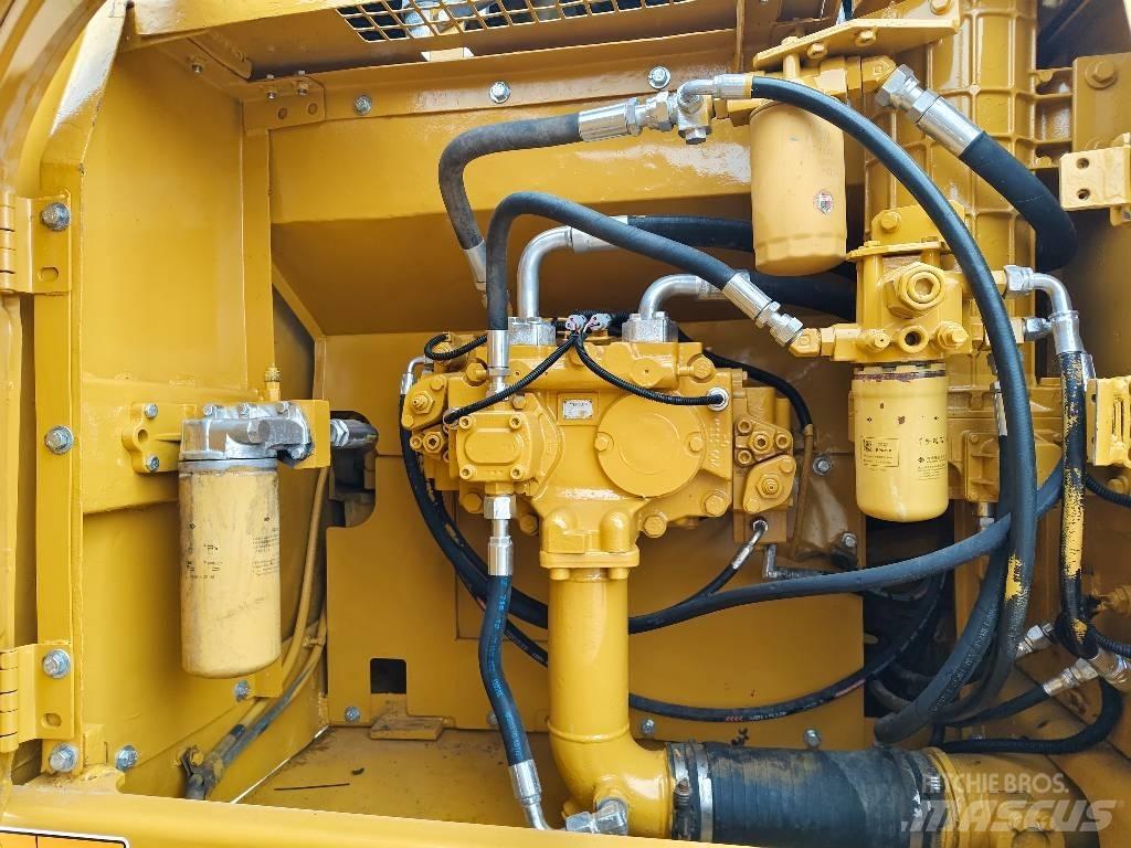CAT 330 D2L Rupsgraafmachines