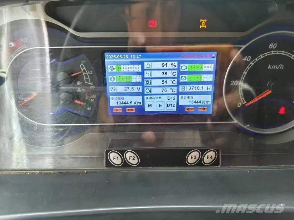 Sany SAC2600C8 Kranen voor alle terreinen