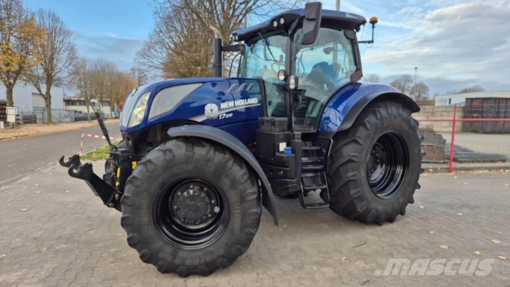 New Holland T 7.230 Tractoren