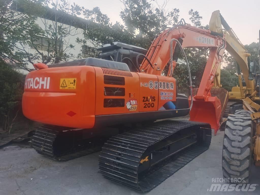 Hitachi ZX 200 Rupsgraafmachines
