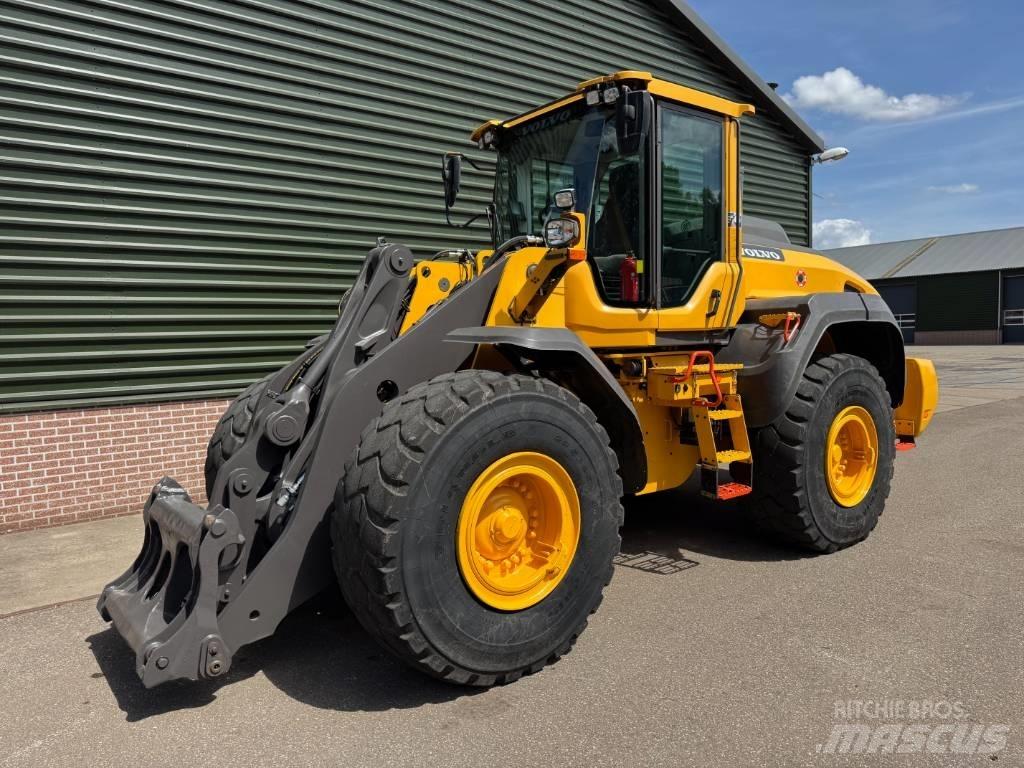 Volvo L 120 H Wielladers
