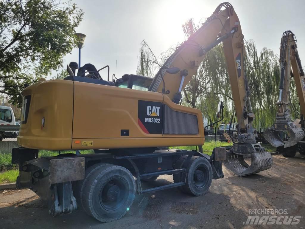 CAT mh3022 Wielgraafmachines