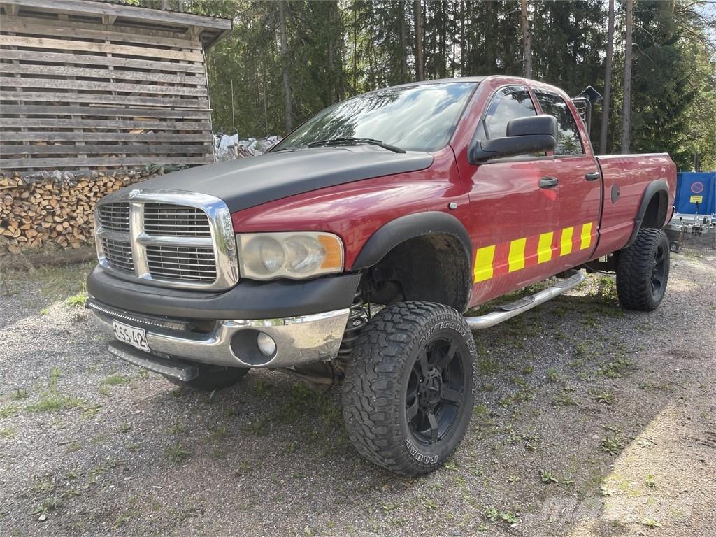 Dodge Ram 2500 Bestelwagens met open laadbak