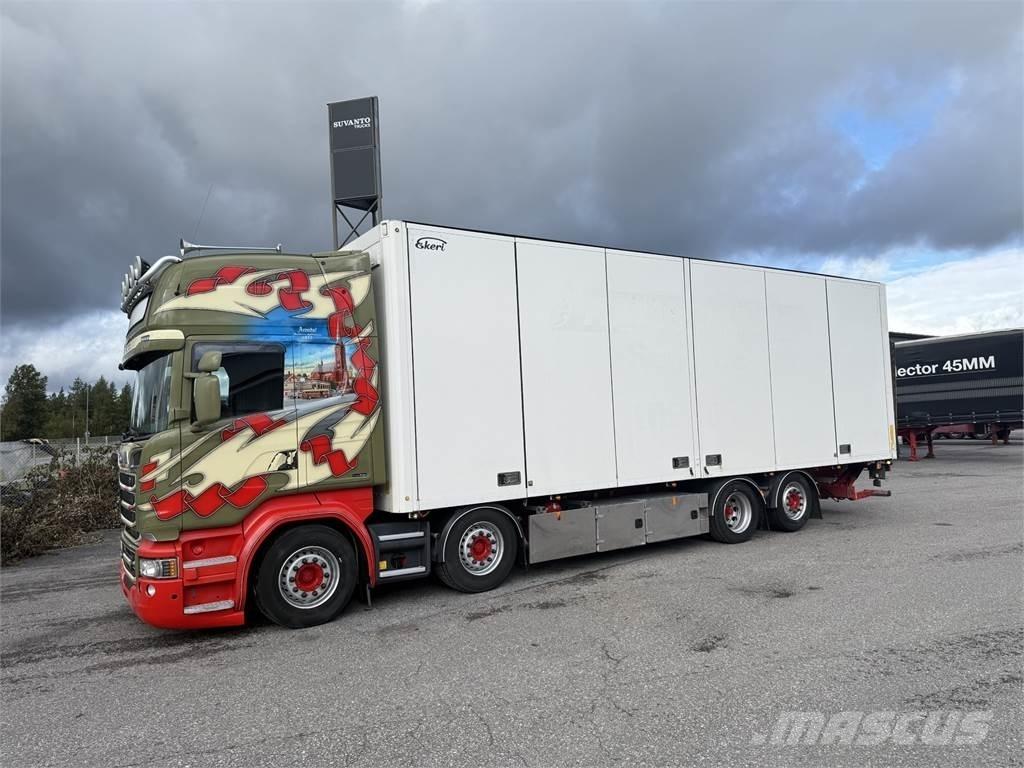 Scania R580 8X2 Bakwagens met gesloten opbouw