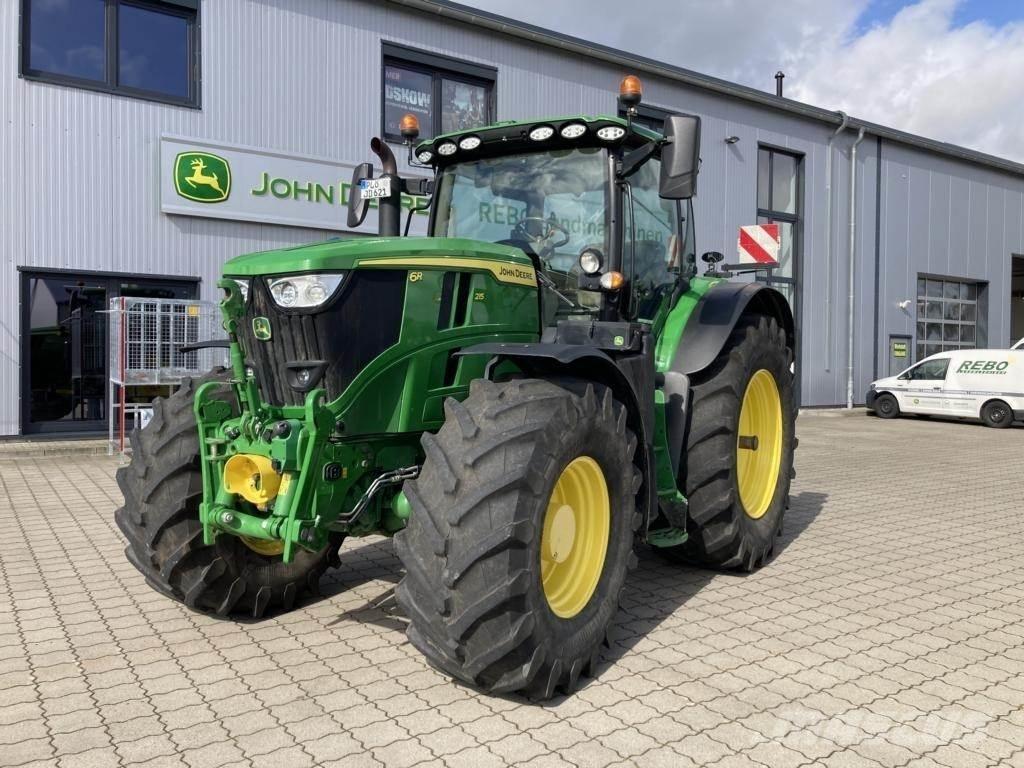John Deere 6R215 Tractoren