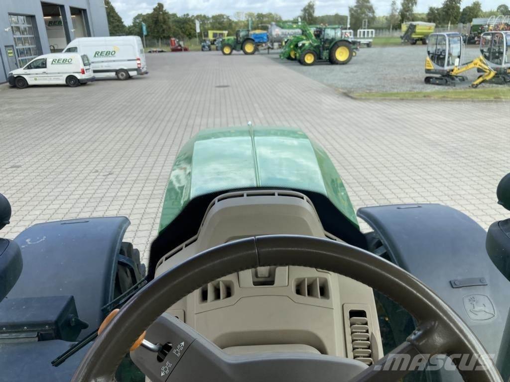 John Deere 6R215 Tractoren
