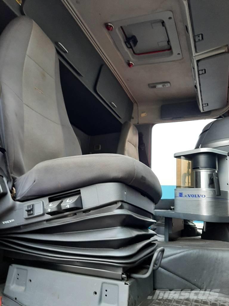 Volvo FH 12 Vrachtwagen met containersysteem