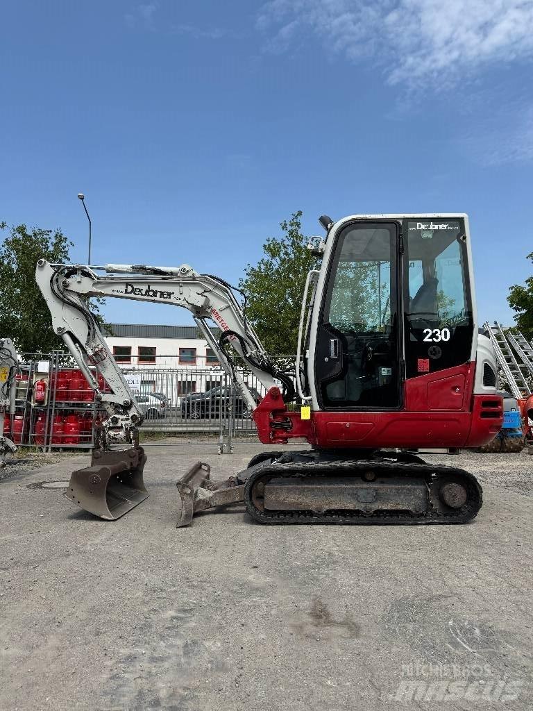 Takeuchi TB 230 Minigraafmachines < 7t