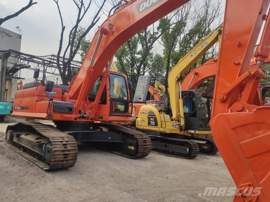Doosan DX 300 Rupsgraafmachines