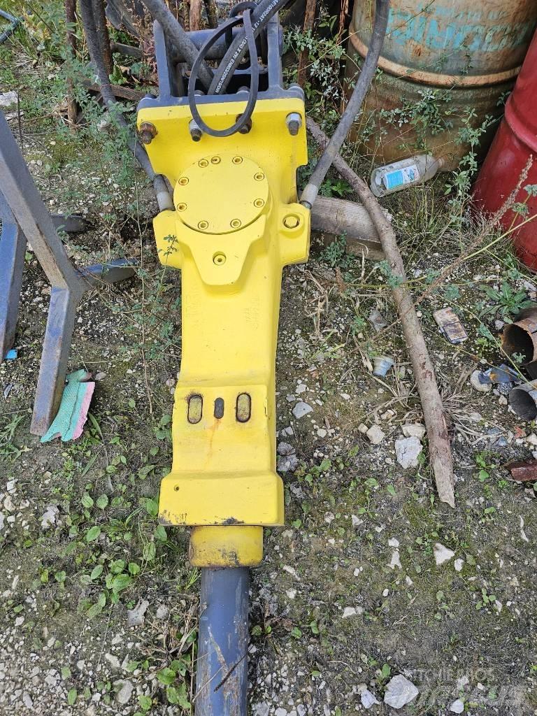 Atlas Copco SB 302 Hamers en brekers
