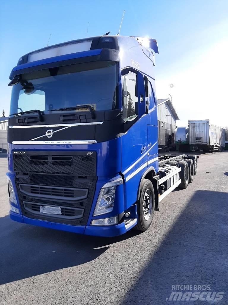 Volvo FH 13 Chassis met cabine