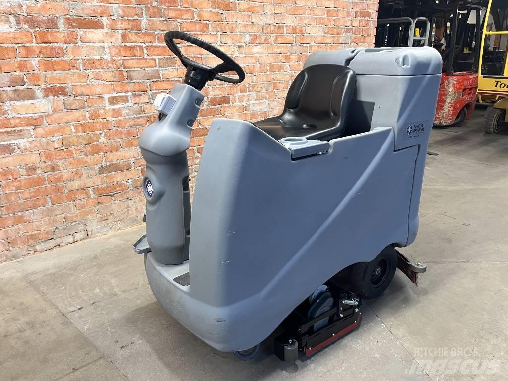 Nilfisk BR 800 S Schrobzuigmachines