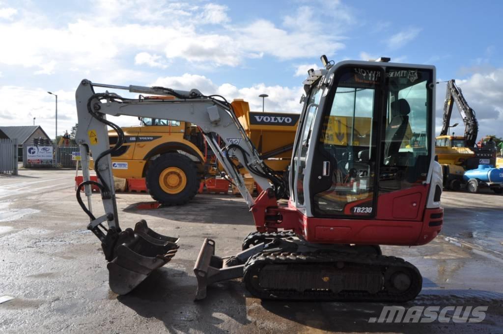 Takeuchi TB 230 Minigraafmachines < 7t