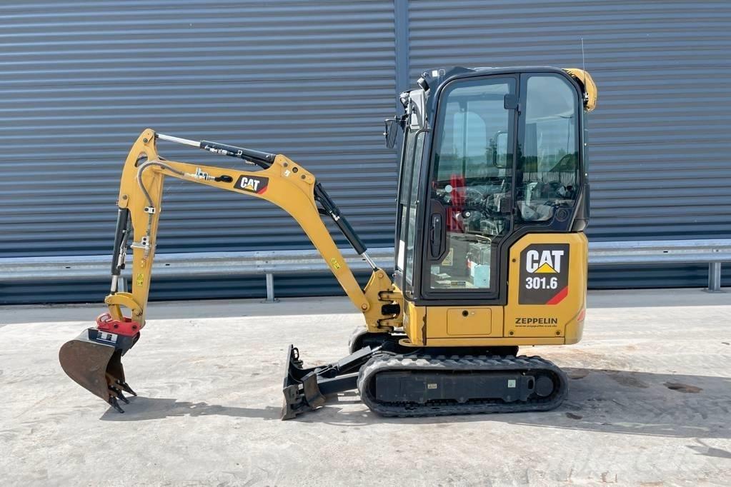 CAT 301.6-05 A Minigraafmachines < 7t