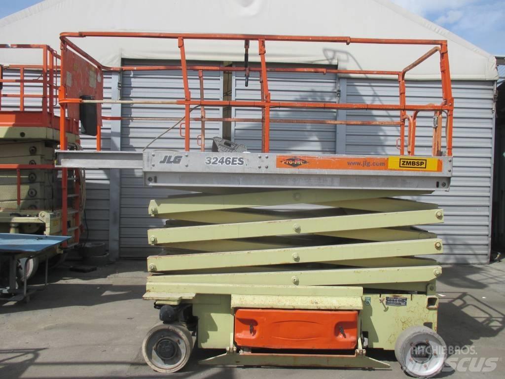 JLG 3246 ES Schaarhoogwerkers