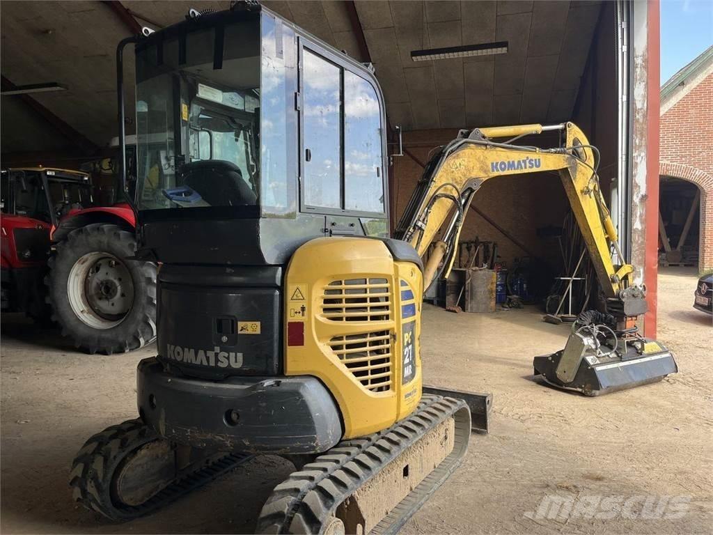 Komatsu PC27MR-2 Wielgraafmachines