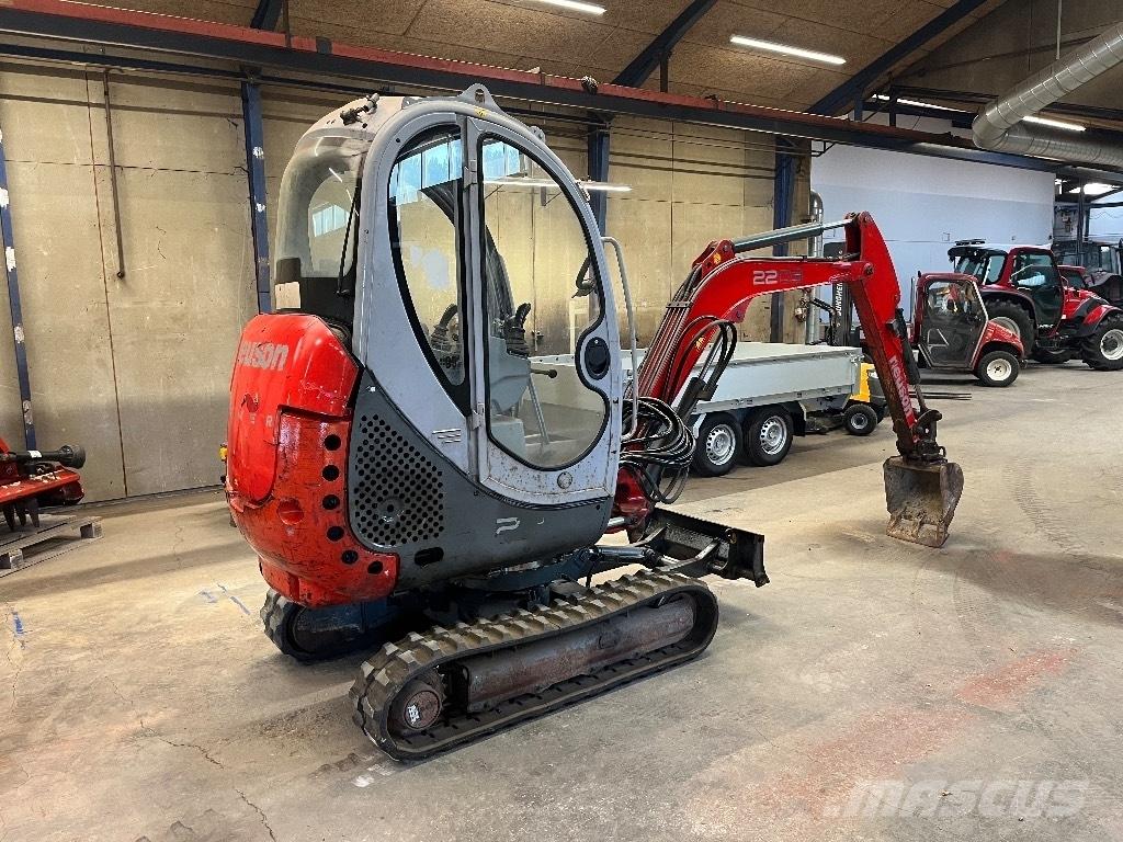Neuson 2203 RD Minigraafmachines < 7t