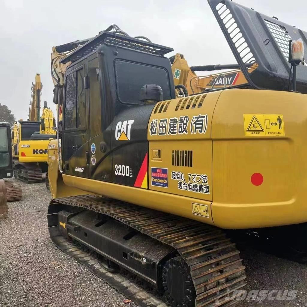 CAT 320 D2 Rupsgraafmachines