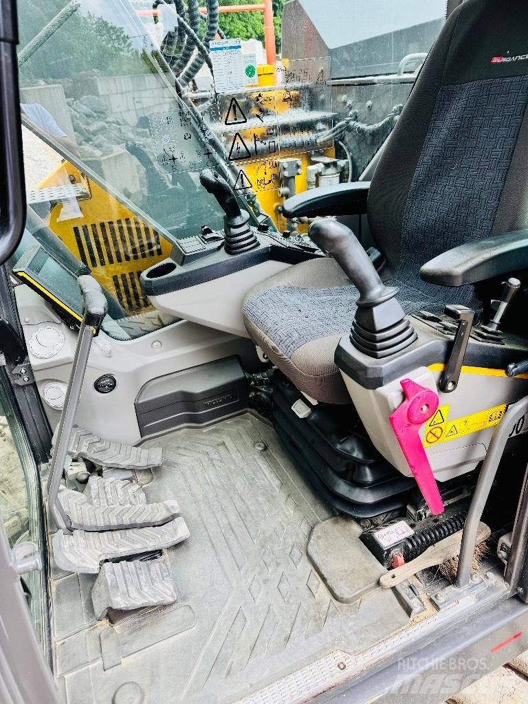 Volvo ECR 145 E Rupsgraafmachines