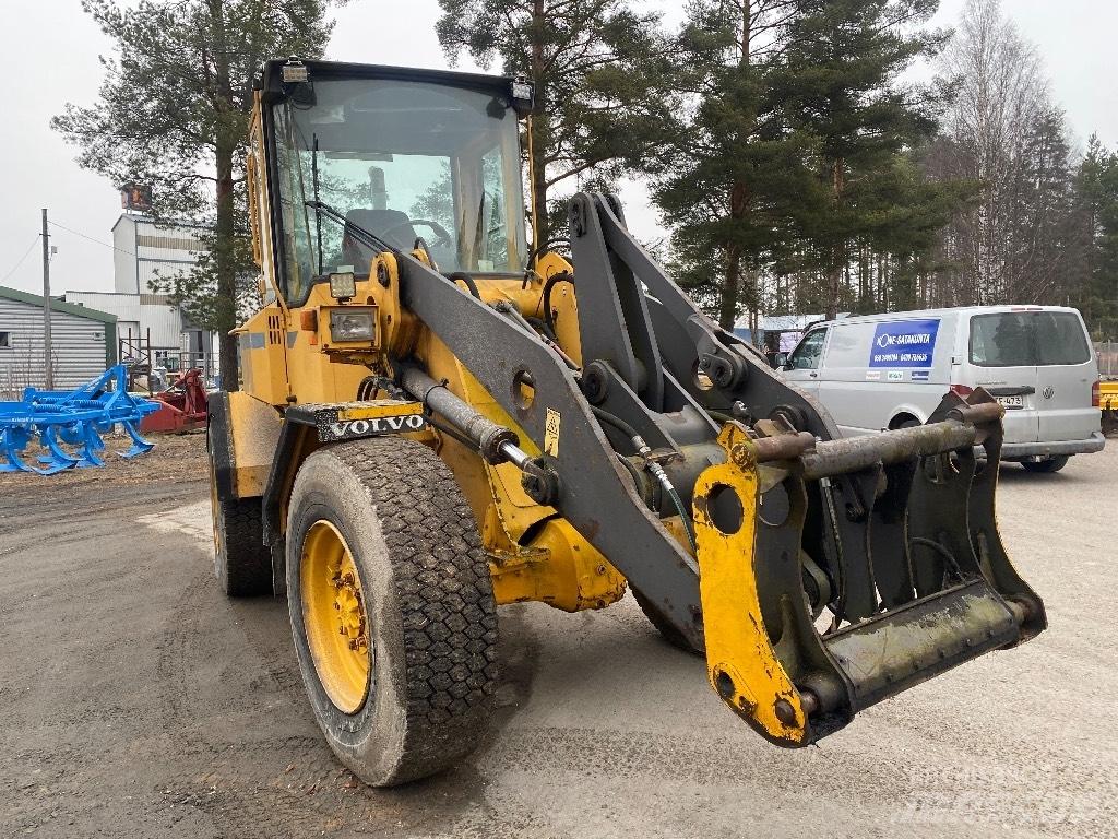 Volvo BM L 50 Schrank- en knikladers