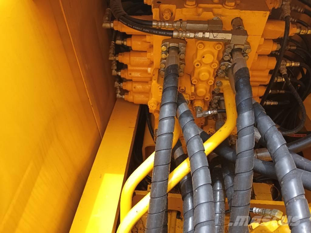 Komatsu PC 220-8 Rupsgraafmachines