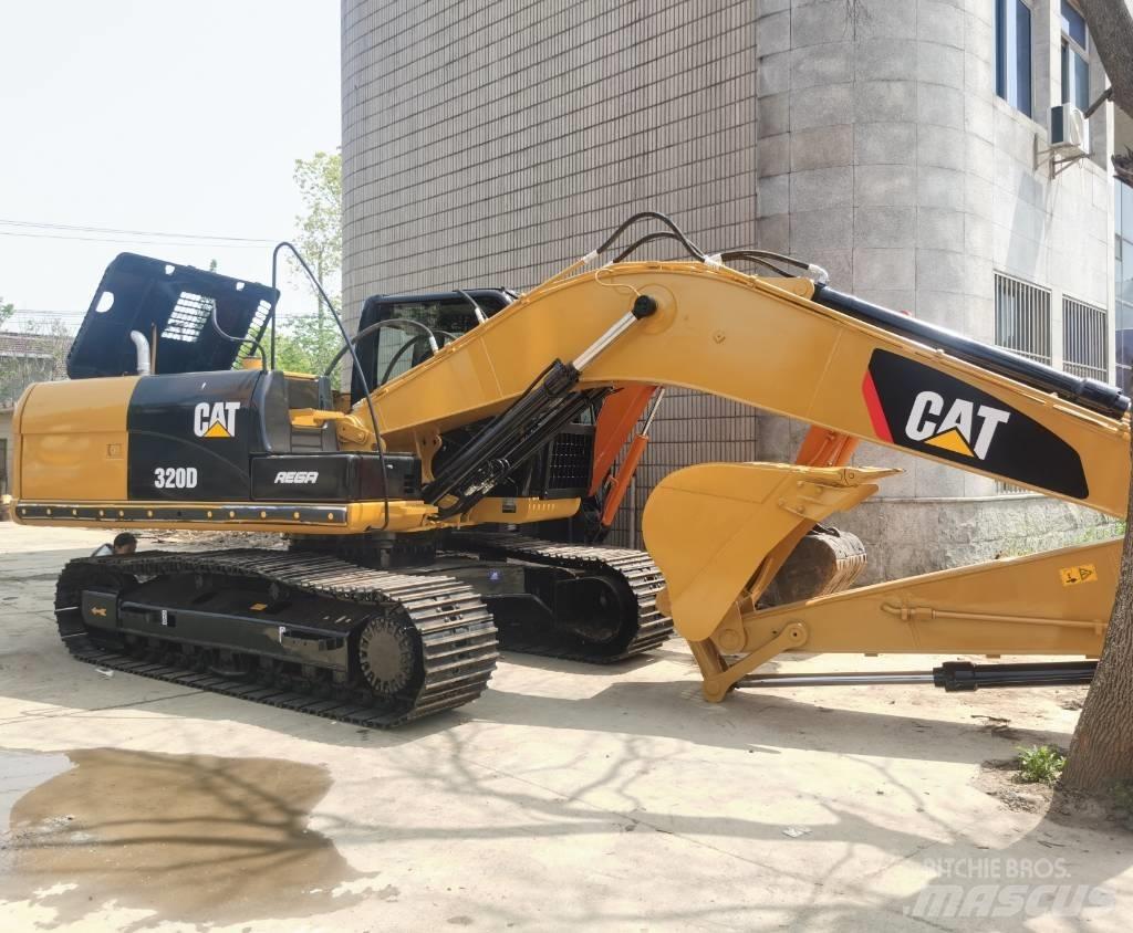 CAT 320 D Rupsgraafmachines