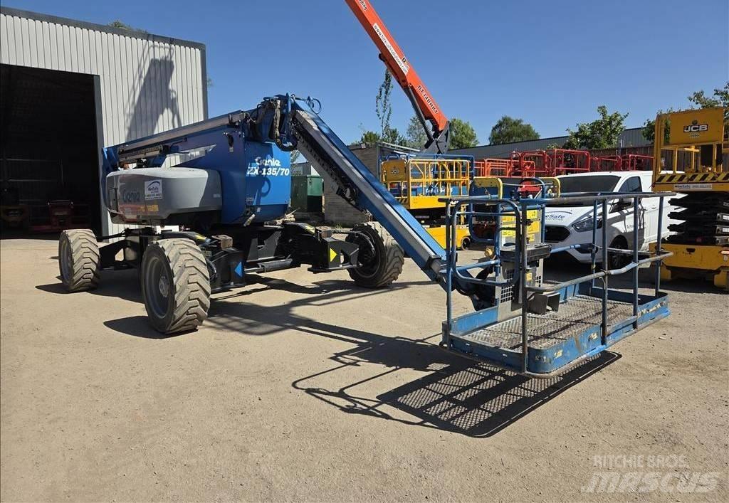 Genie ZX 135/70 Knikarmhoogwerkers