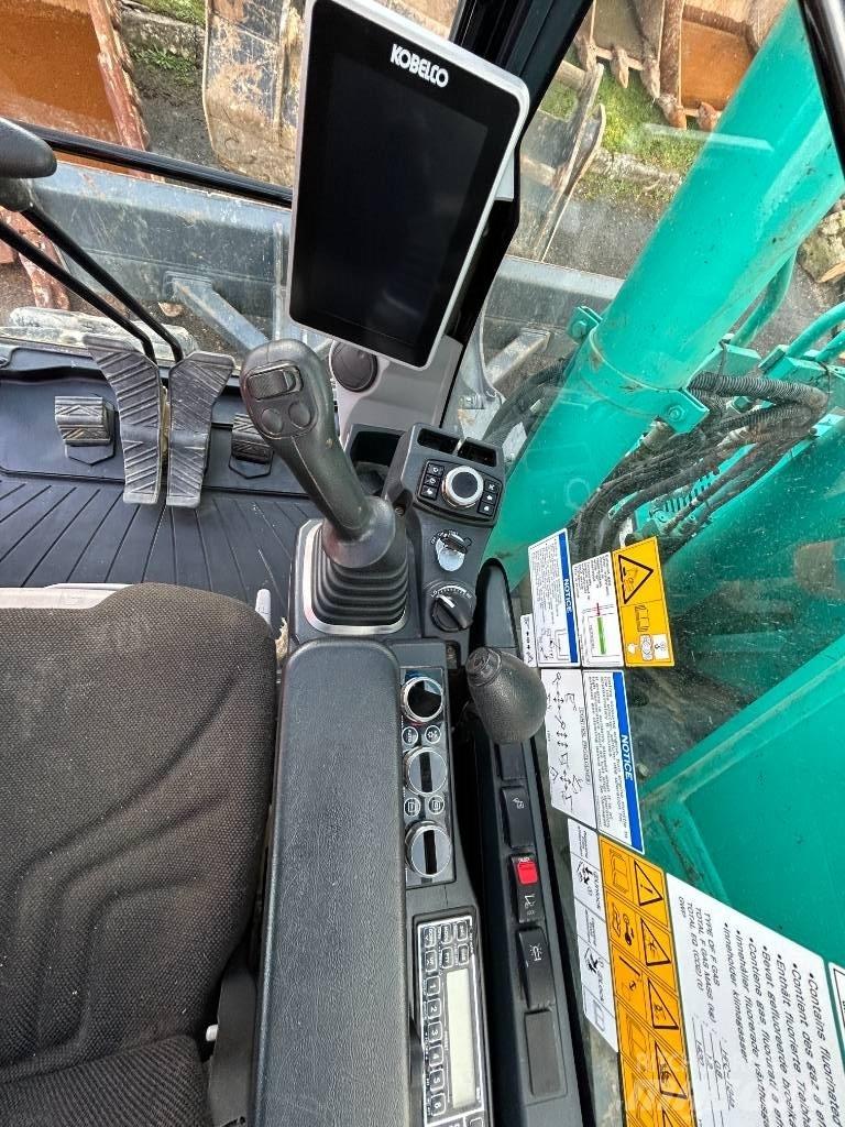 Kobelco SK 140 SR LC Rupsgraafmachines