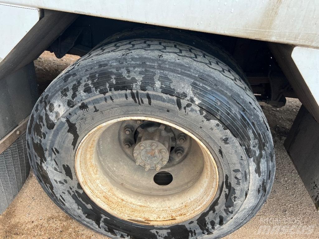 Ford F 750 XL Onderhoud voertuigen
