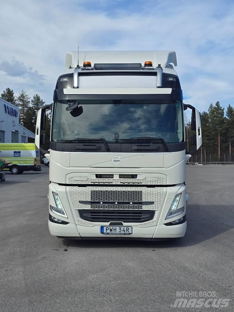 Volvo FM Electric Vrachtwagen met containersysteem
