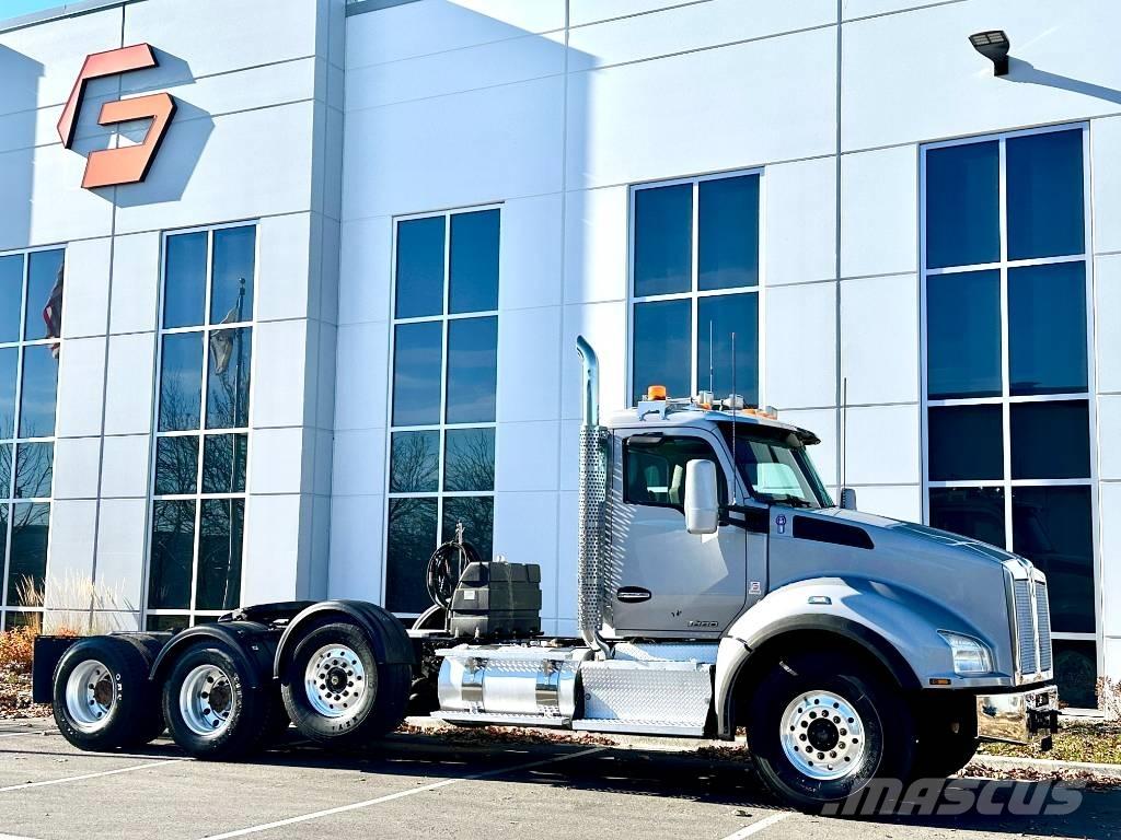 Kenworth T880 Trekkers