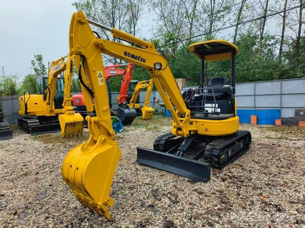 Komatsu PC 30 Minigraafmachines < 7t