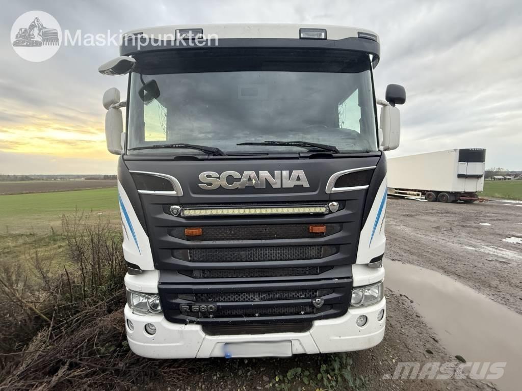 Scania R 580 Bakwagens met gesloten opbouw